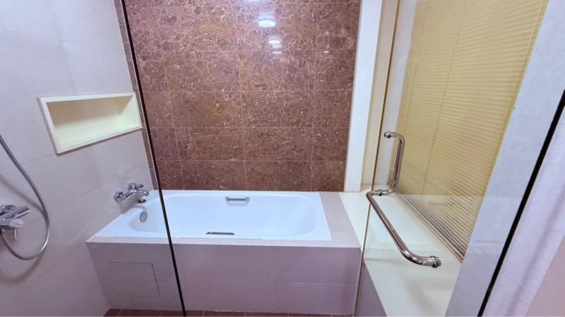 City Square Residences Condominium For Rent, $6,500, 3 Bed 2 Bath 1,216 sqft $5.35 psf