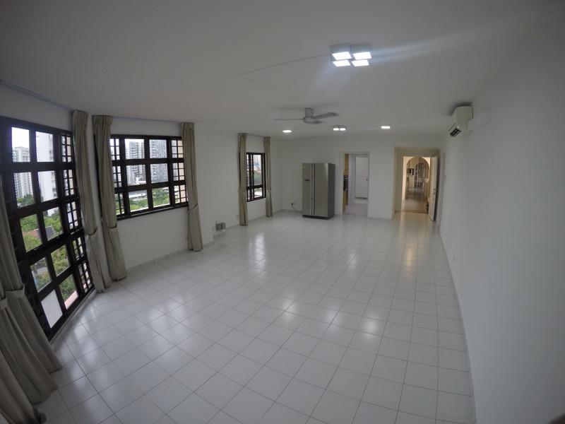 Prop-GPT: Condominium: D15 Marine Parade Parkway View