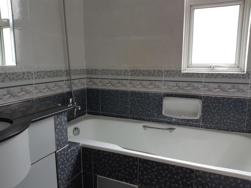 Condominium for Rent, Royal Palm Mansions Condominium For Rent, $5,500, 3 Bed 3 Bath 1,238 sqft $4.44 psf, SGD 5,500