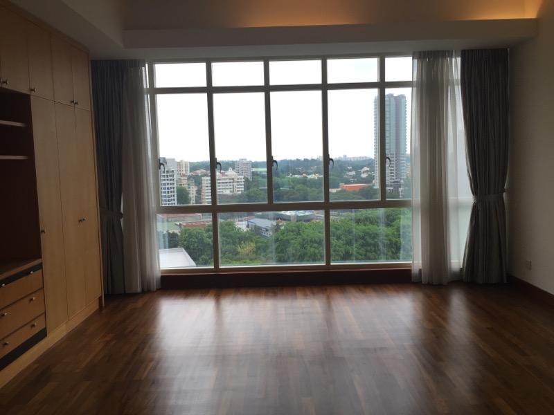 Prop-GPT: Condominium: D09 Cairnhill Orchard Scotts