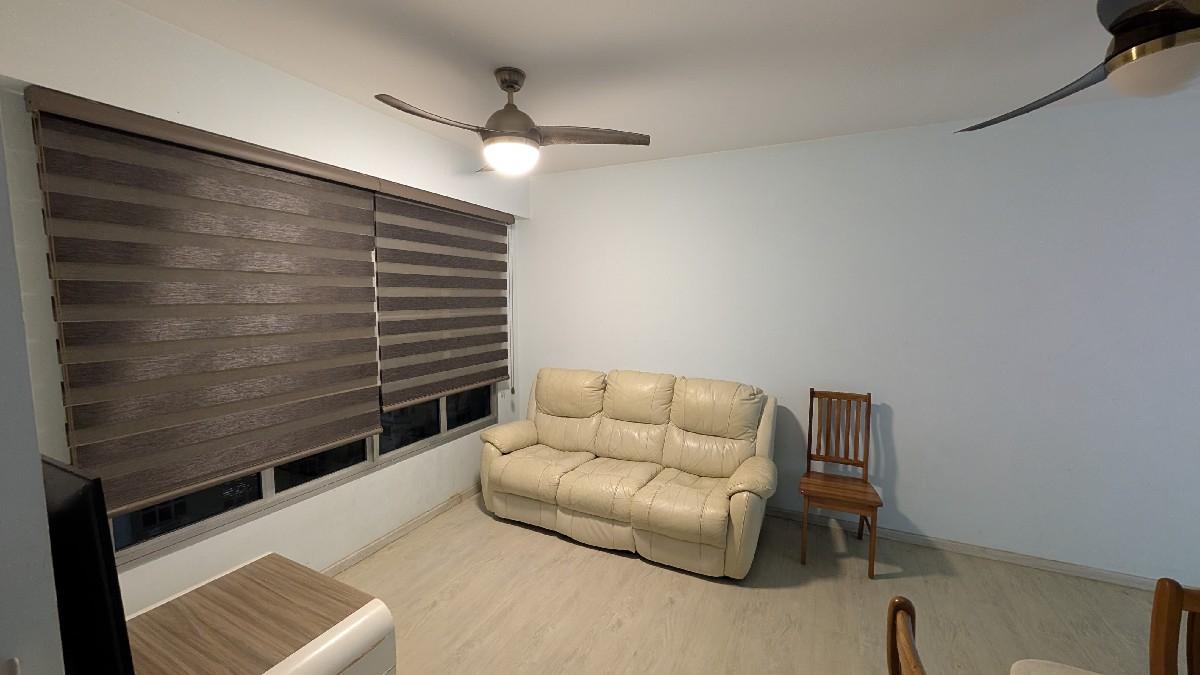 Prop-GPT: HDB Apartment: D27 Yishun 671A Yishun Avenue 4