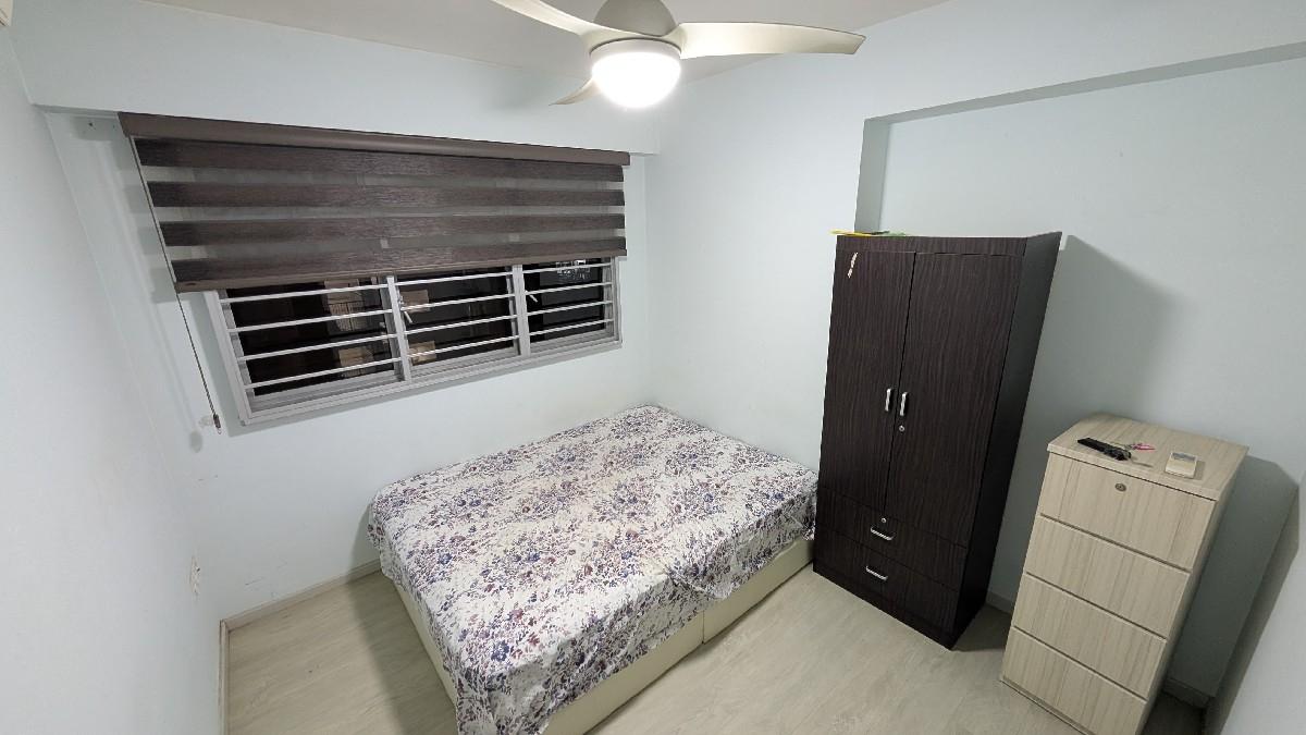 HDB Apartment for Rent, 671A Yishun Avenue 4 HDB Apartment For Rent, $2,900, 2 Bed 2 Bath 732 sqft $3.96 psf, SGD 2,900 | 99-year Leasehold