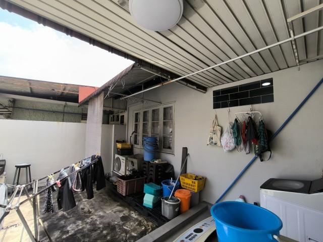 Brockhampton Drive Terraced House For Rent, $5,500, 3 Bed 2 Bath 2,000 sqft $1.96 psf