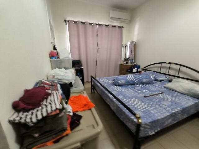 Brockhampton Drive Terraced House For Rent, $5,500, 3 Bed 2 Bath 2,000 sqft $1.96 psf