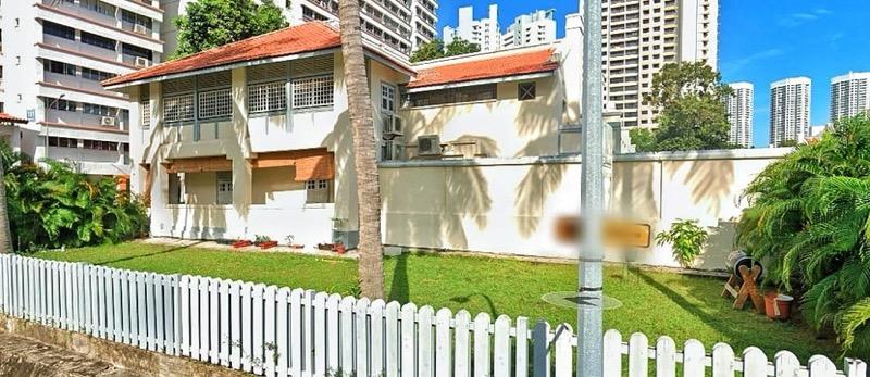 Townerville Conservation House For Rent, $5,500, 2 Bed 2 Bath 2,162 sqft $2.54 psf