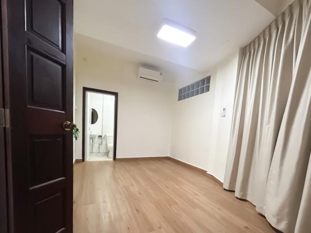 Taman Permata Semi-Detached House For Rent, $7,800, 4 Bed 3 Bath 3,000 sqft $2.32 psf