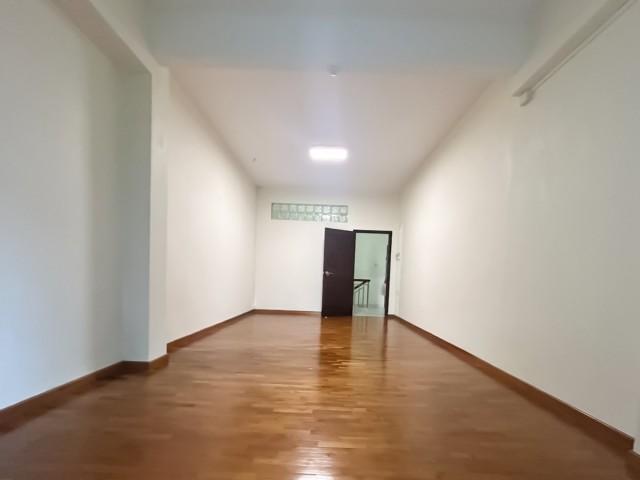 Taman Permata Semi-Detached House For Rent, $7,800, 4 Bed 3 Bath 3,000 sqft $2.32 psf