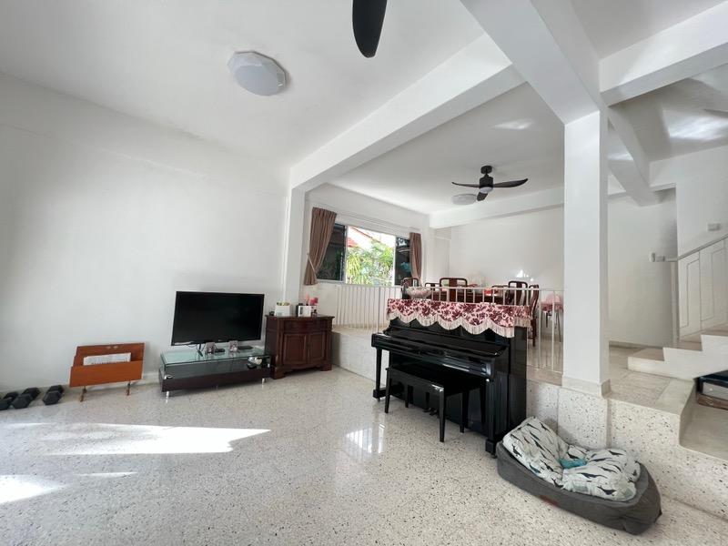 HAPPY ESTATE Semi-Detached House For Rent, $6,999, 4 Bed 3 Bath 3,600 sqft $2.12 psf