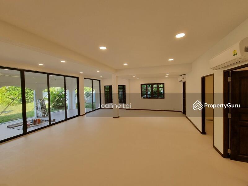 Bungalow for Rent, *** Renovated Charming Beautiful Bungalow With Pool In Siglap ***, SGD 17,000 | Freehold