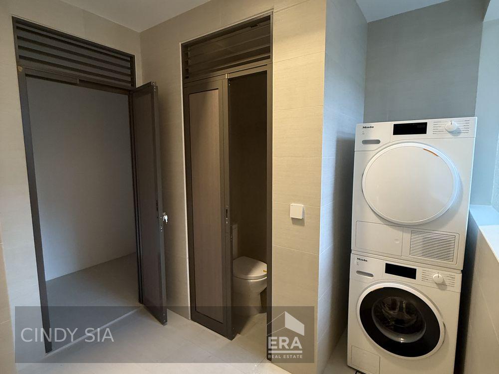 Condominium for Rent: 