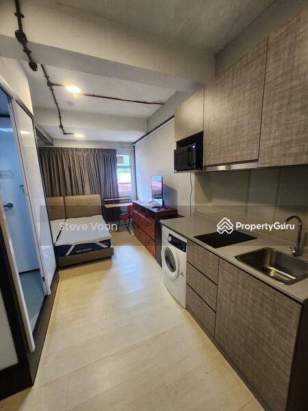 Prop-GPT: Apartment: D10  Coliwoo - Lutheran (Suit for NUS Faculty of Law Student and professional)