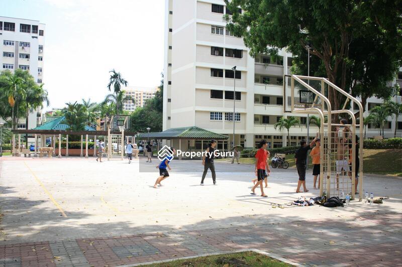 HDB Flat for Rent, 110 Yishun Ring Road, SGD 1,100 | 99-year lease