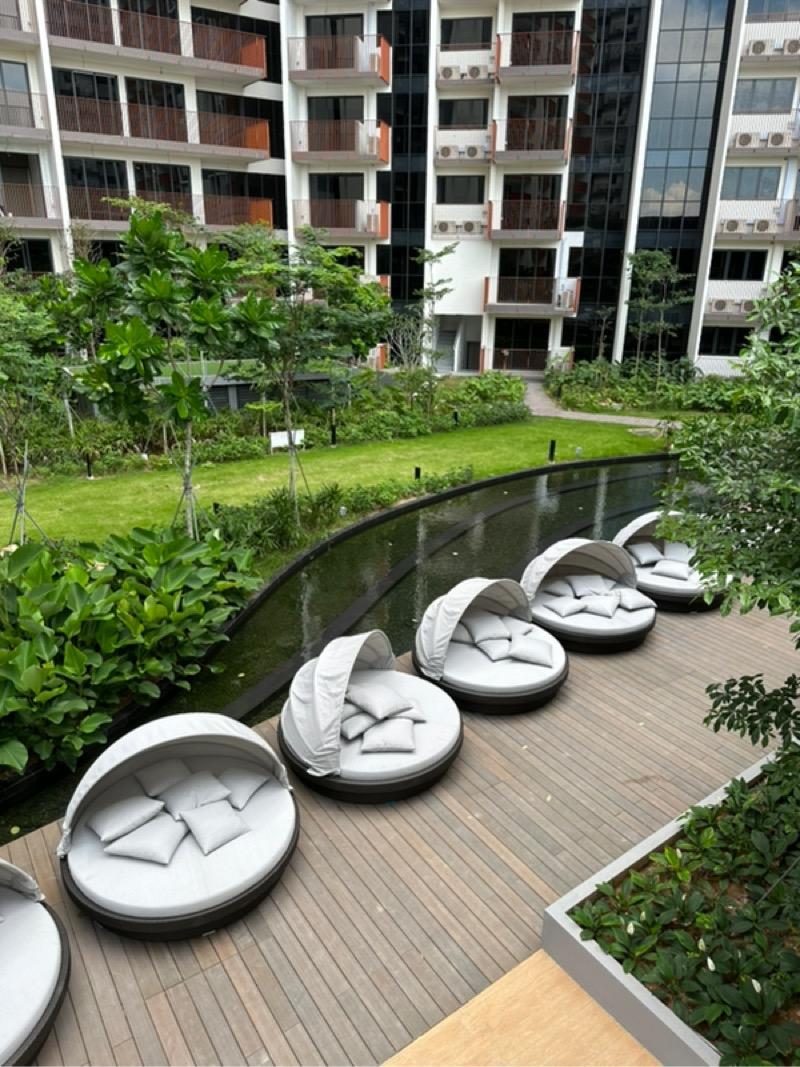 Riverfront Residences Condominium For Rent, $2,900, 1 Bed 1 Bath 463 sqft $6.26 psf