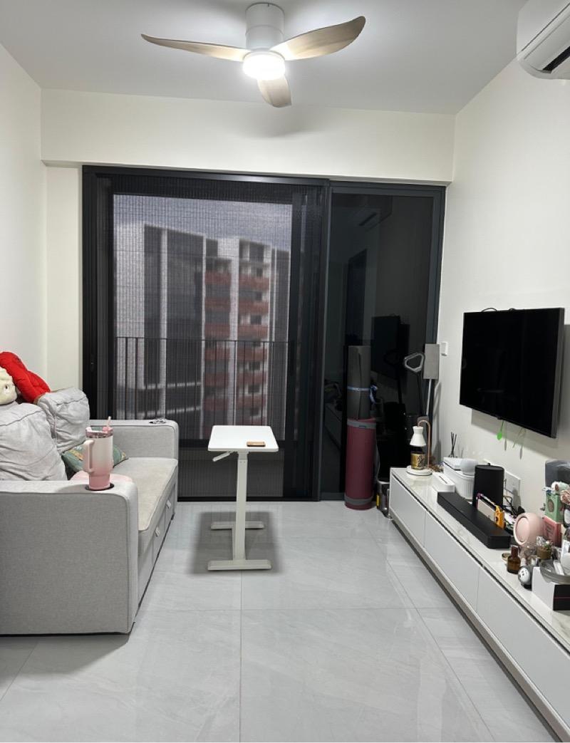 Riverfront Residences Condominium For Rent, $2,900, 1 Bed 1 Bath 463 sqft $6.26 psf