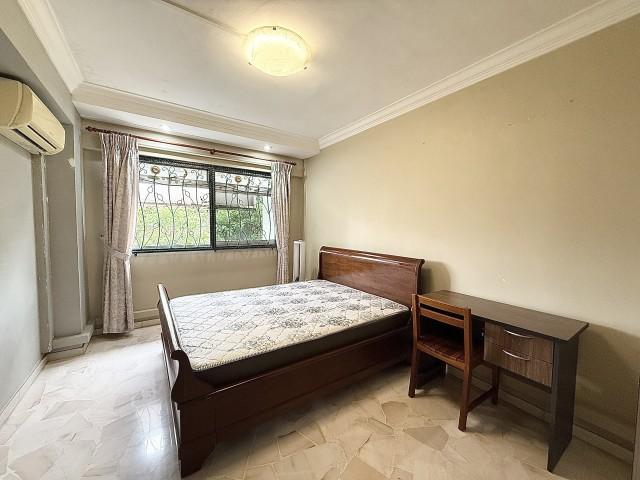 Prop-GPT: HDB Apartment: D19  464 Upper Serangoon Road