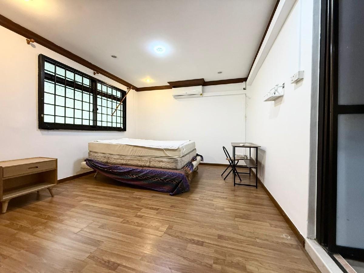 662 Choa Chu Kang Crescent HDB Apartment For Rent, $4,000, 4 Bed 2 Bath 1,518 sqft $2.64 psf