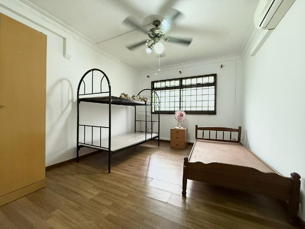 662 Choa Chu Kang Crescent HDB Apartment For Rent, $4,000, 4 Bed 2 Bath 1,518 sqft $2.64 psf