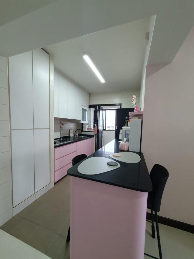 Prop-GPT: HDB Apartment: D18  869A Tampines Avenue 8