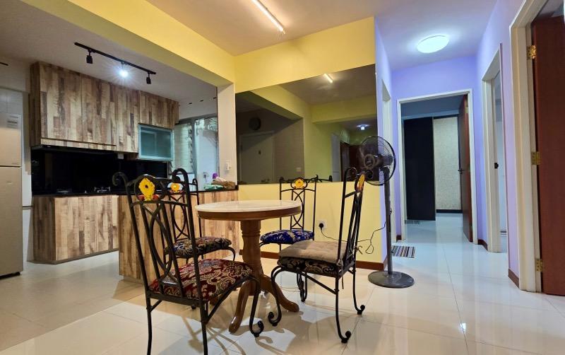 445B Bukit Batok West Avenue 8 HDB Apartment For Rent, $3,550, 3 Bed 2 Bath 990 sqft $3.59 psf