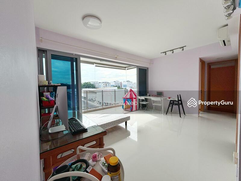 Condominium for Rent: D19, 554475