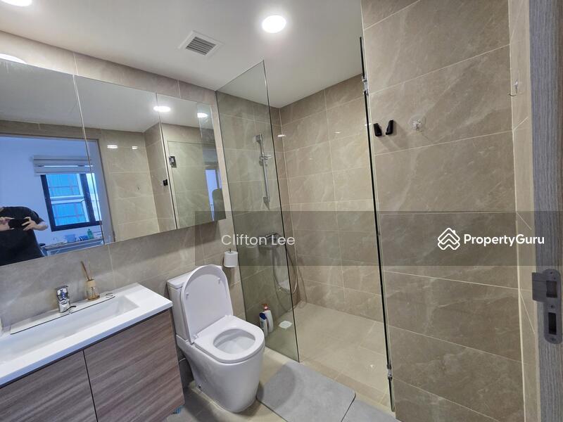 Condominium for Rent: D18, 528466