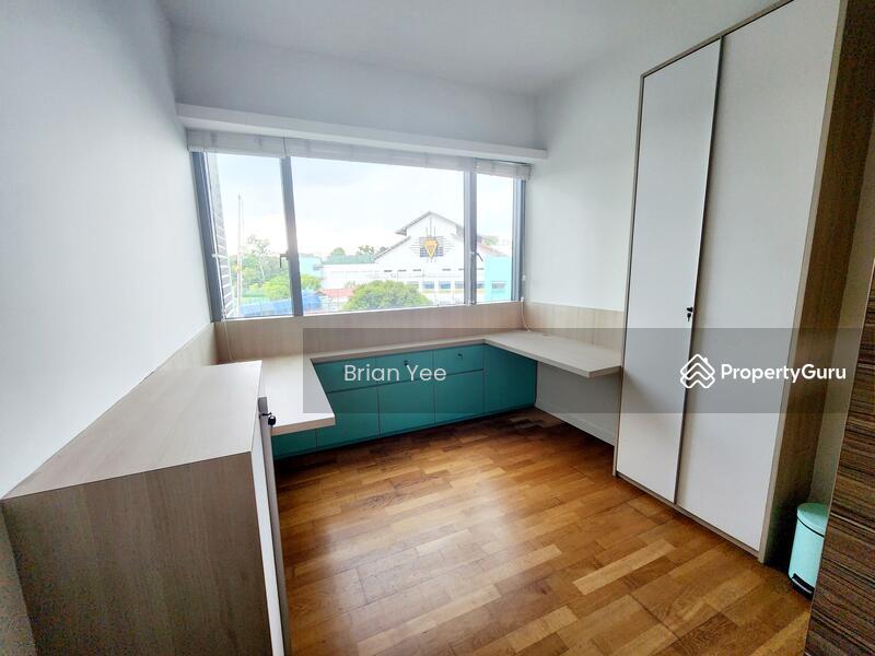 Condominium for Rent: D20, 573913