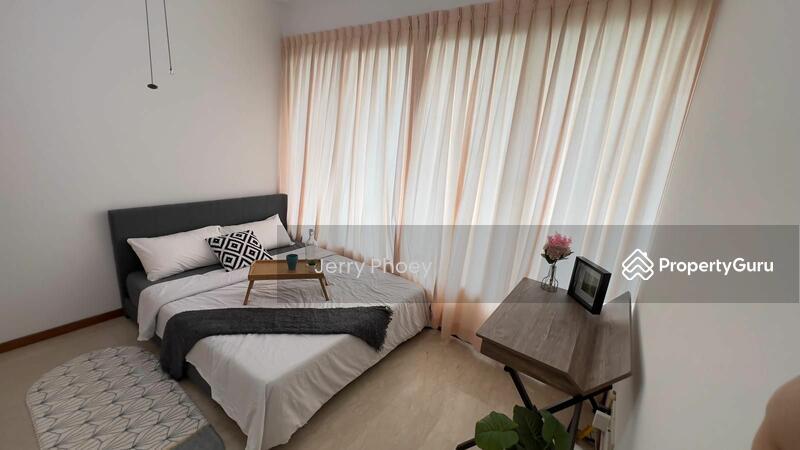 Prop-GPT: Condominium: D19  Sunglade