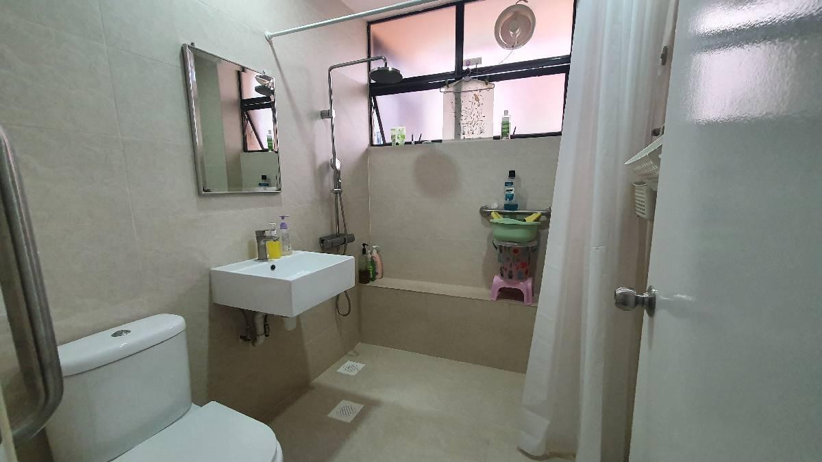 Spanish Village Condominium For Rent, $6,500, 3 Bed 2 Bath 1,701 sqft $3.82 psf