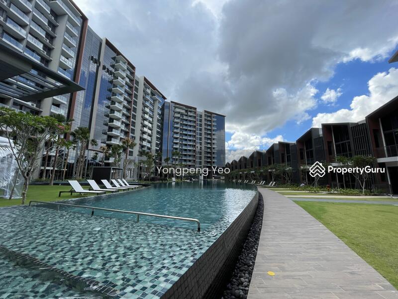 Condominium for Rent: D19, 554304