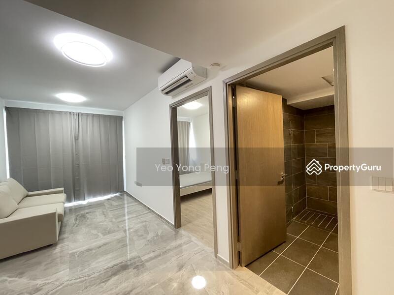 Condominium for Rent: D19, 554304