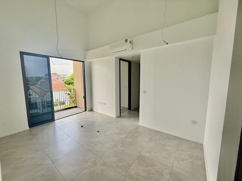 Prop-GPT: Apartment: D27 Yishun THE WATERGARDENS AT CANBERRA
