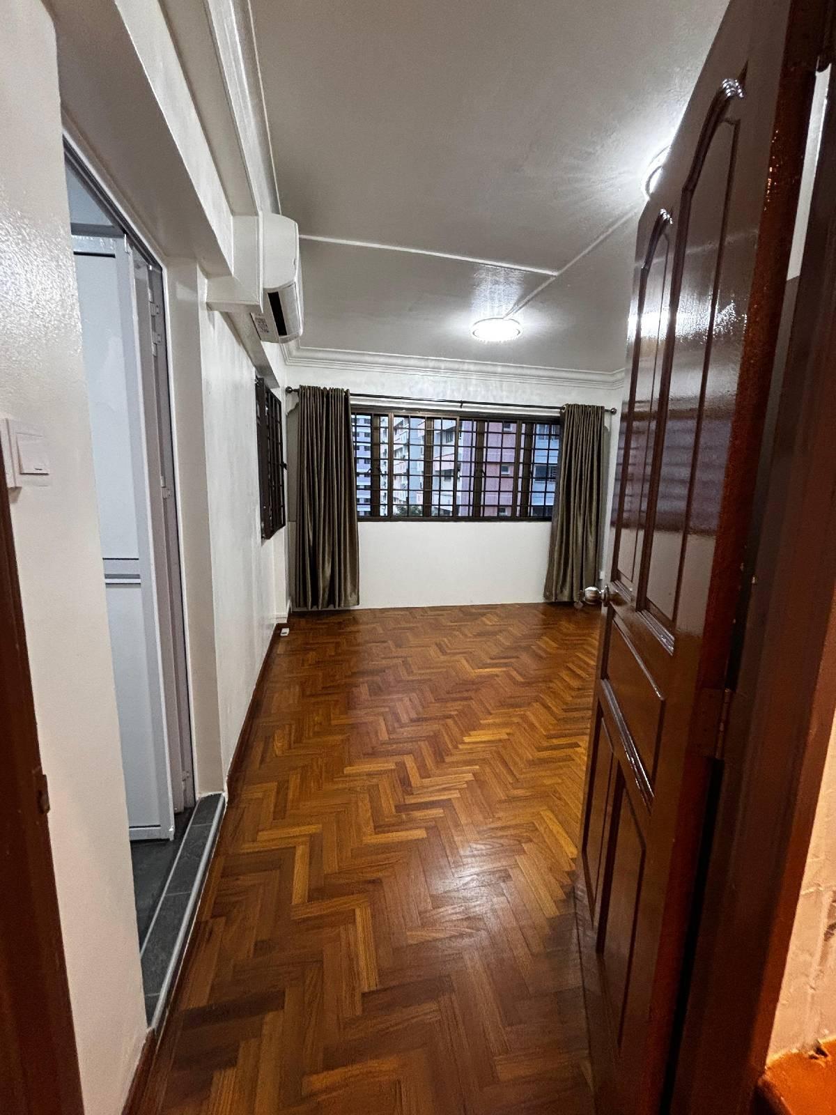 538 Hougang Street 52 HDB Apartment For Rent, $4,500, 4 Bed 3 Bath 1,582 sqft $2.84 psf