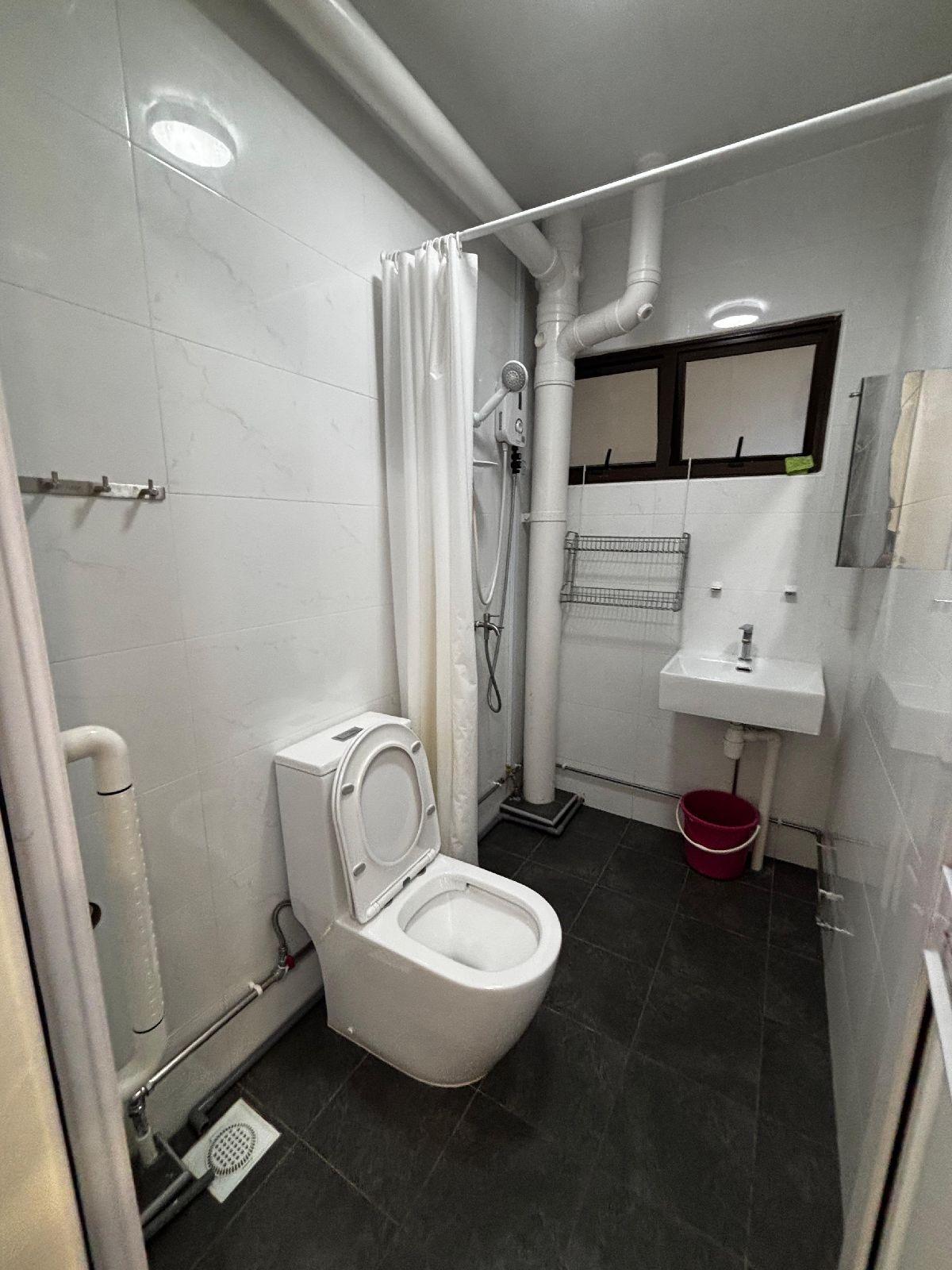 538 Hougang Street 52 HDB Apartment For Rent, $4,500, 4 Bed 3 Bath 1,582 sqft $2.84 psf