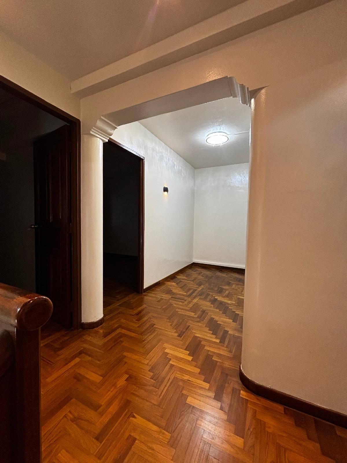538 Hougang Street 52 HDB Apartment For Rent, $4,500, 4 Bed 3 Bath 1,582 sqft $2.84 psf
