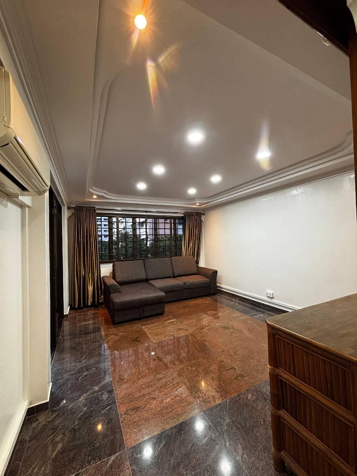 538 Hougang Street 52 HDB Apartment For Rent, $4,500, 4 Bed 3 Bath 1,582 sqft $2.84 psf