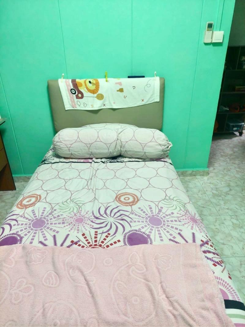 650A Jurong West Street 61 HDB Apartment Room Rental, $1,000, 1 Bed 1 Bath 96 sqft $10.42 psf