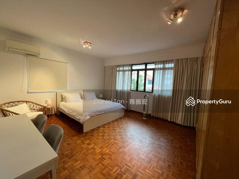 Corner Terrace for Rent, Hindhede Drive. Corner Terrace with Swimming Pool in Bukit Timah Nature Reserve, SGD 9,500