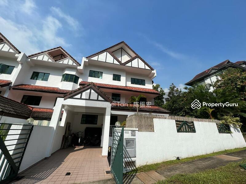 Corner Terrace for Rent, Hindhede Drive. Corner Terrace with Swimming Pool in Bukit Timah Nature Reserve, SGD 9,500