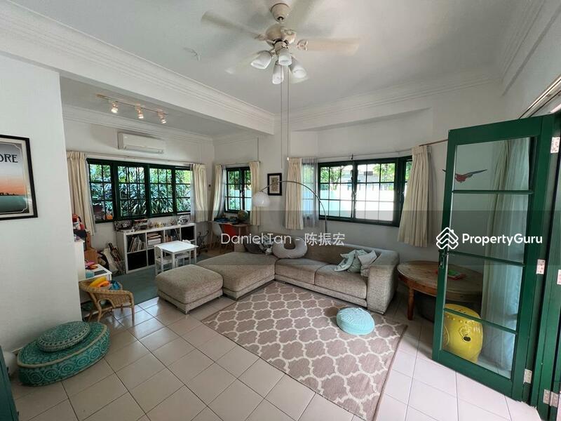 Corner Terrace for Rent, Hindhede Drive. Corner Terrace with Swimming Pool in Bukit Timah Nature Reserve, SGD 9,500