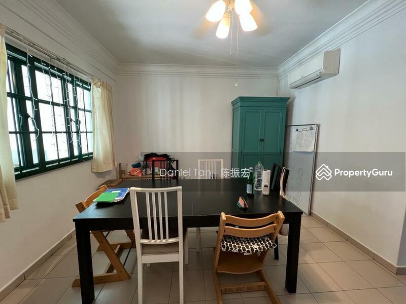 Corner Terrace for Rent, Hindhede Drive. Corner Terrace with Swimming Pool in Bukit Timah Nature Reserve, SGD 9,500