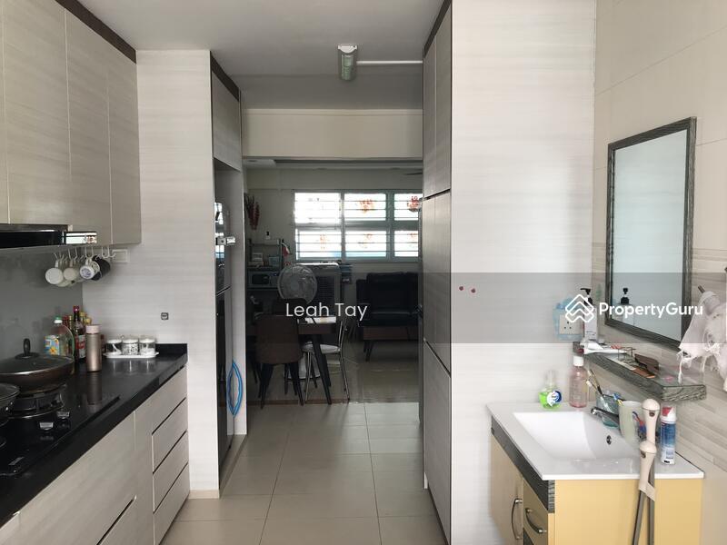 HDB Flat for Rent: D18, 520113