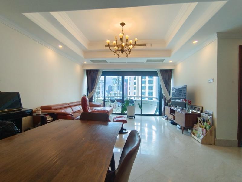Valley Park Condominium For Rent, $5,500, 2 Bed 2 Bath 1,216 sqft $4.52 psf