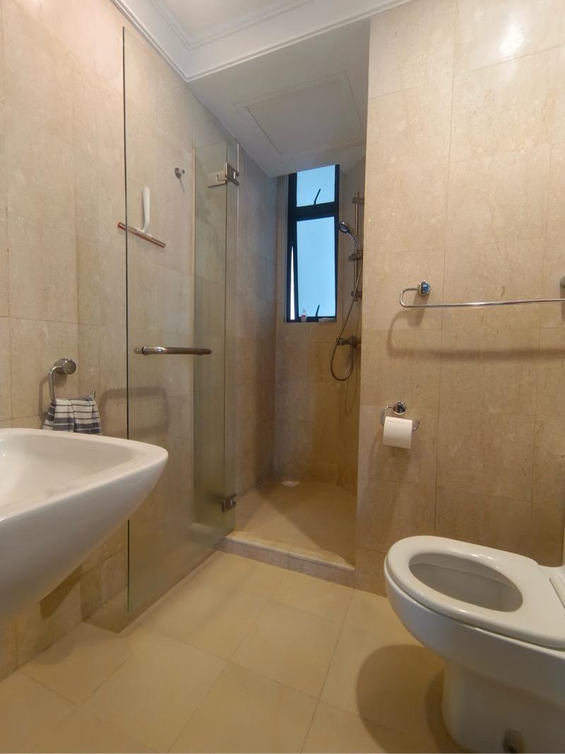 Valley Park Condominium For Rent, $5,500, 2 Bed 2 Bath 1,216 sqft $4.52 psf
