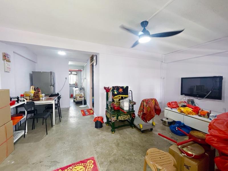 Prop-GPT: HDB Apartment: D04 Telok Blangah 45 Telok Blangah Drive