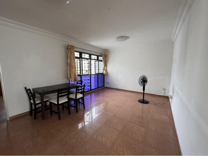 Prop-GPT: HDB Apartment: D19  307 Anchorvale Road