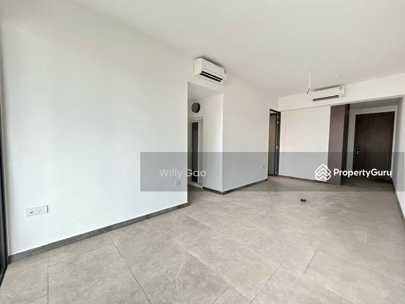 Prop-GPT: Condominium: D07  Midtown Modern