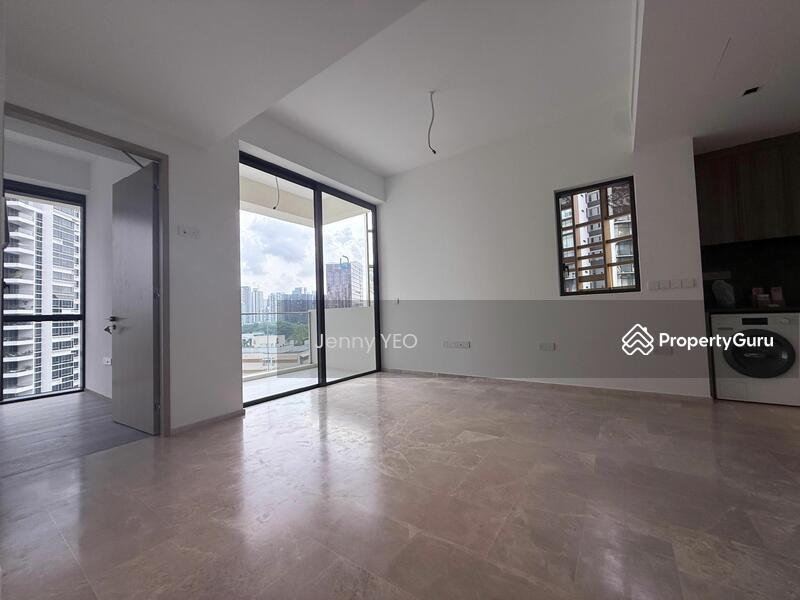 Prop-GPT: Condominium: D09 Cairnhill Klimt Cairnhill