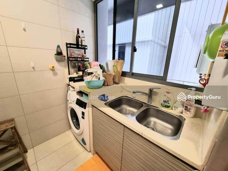 Executive Condominium for Rent: D18, 529596