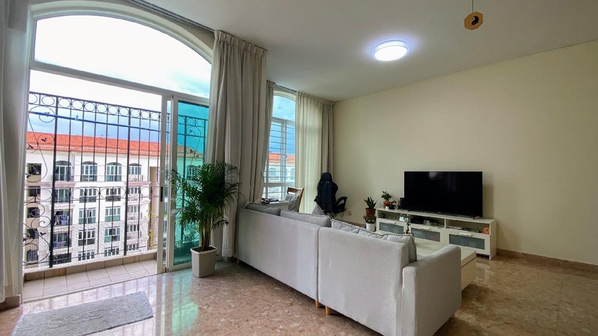 ESTELLA GARDENS Condominium For Rent, $3,600, 2 Bed 2 Bath 1,141 sqft $3.16 psf