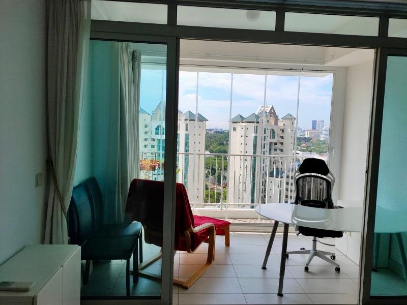 Condominium for Rent, The Metropolitan Condominium Condominium For Rent, $7,700, 3 Bed 3 Bath 1,356 sqft $5.68 psf, SGD 7,700 | 99-year Leasehold